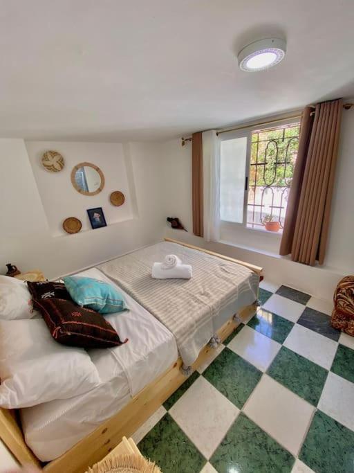 Apartamento Dar Shmous -1- دار شموس Tánger Exterior foto