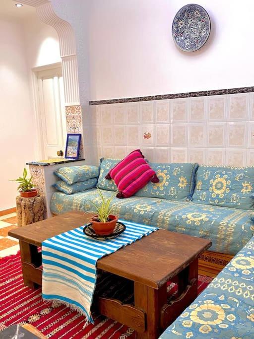 Apartamento Dar Shmous -1- دار شموس Tánger Exterior foto