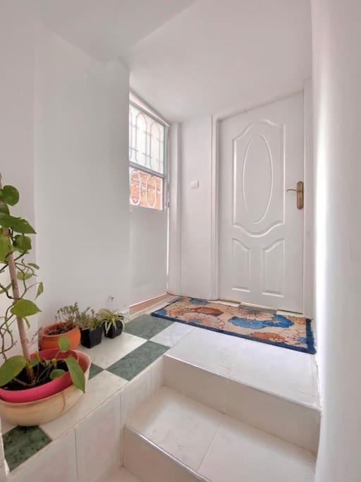 Apartamento Dar Shmous -1- دار شموس Tánger Exterior foto